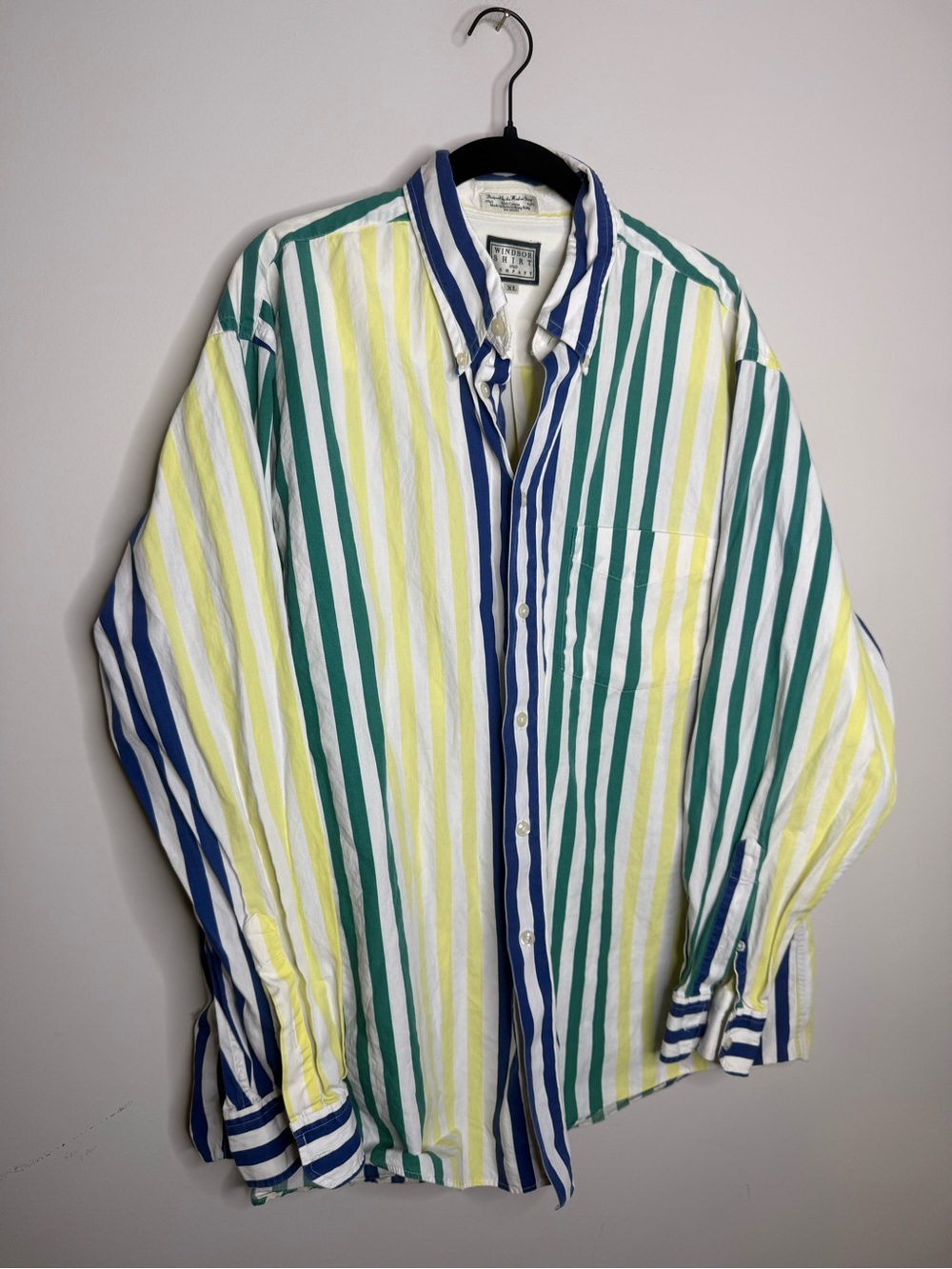 a vintage Windsor Shirt Company long-sleeve button-down shirt